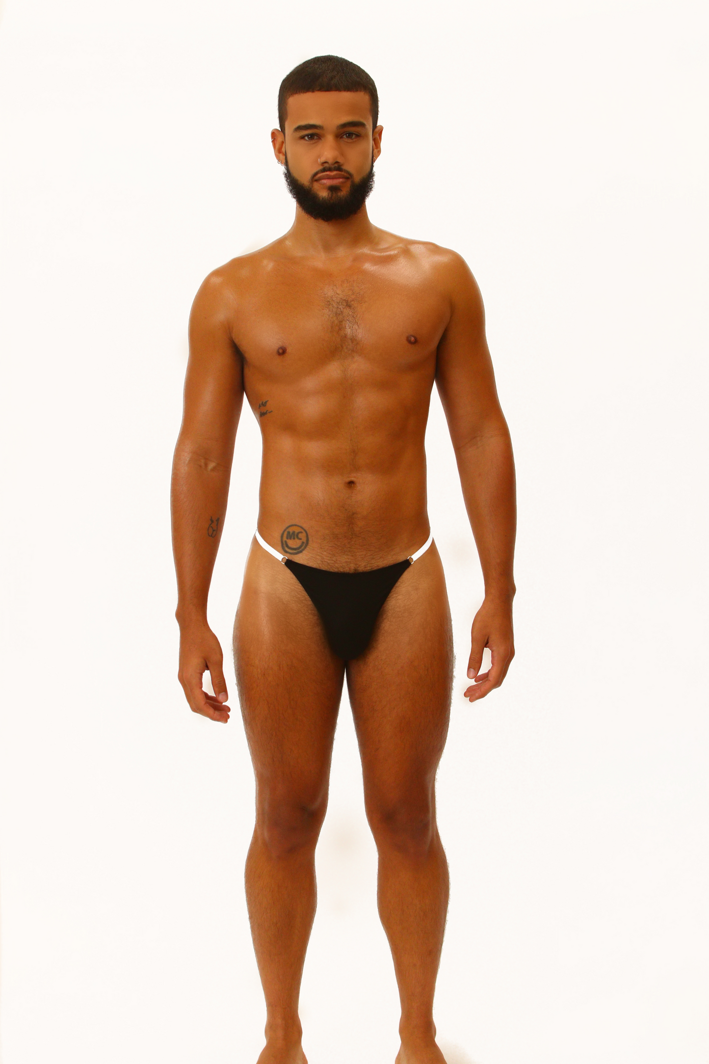 Signature Noir Pearl Thong