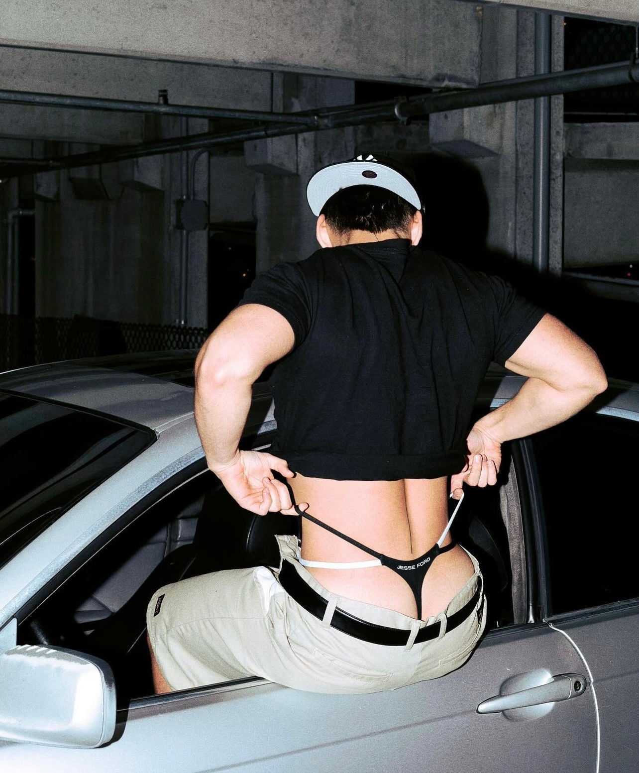 Noir Blanc Thong