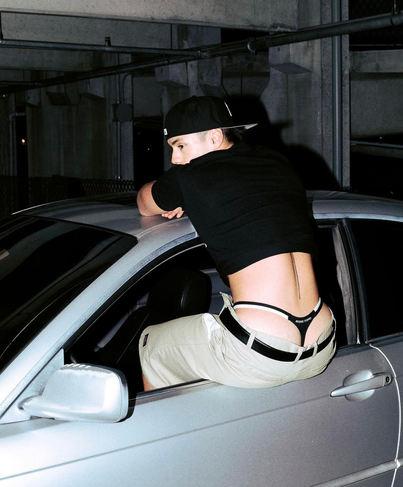 Noir Blanc Thong